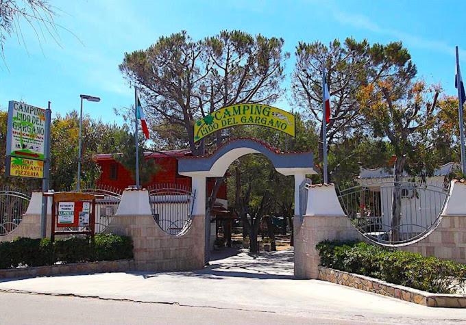 Residence Village Lido Del Gargano Rodi Garganico Esterno foto