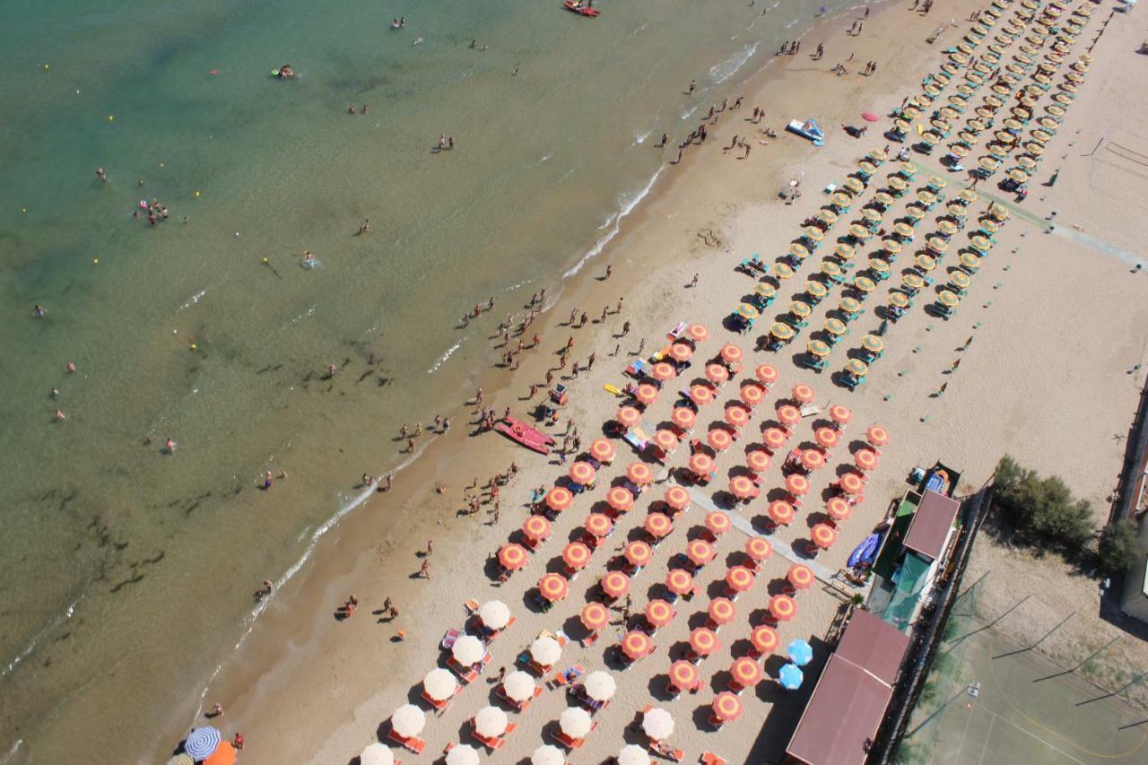 Residence Village Lido Del Gargano Rodi Garganico Esterno foto